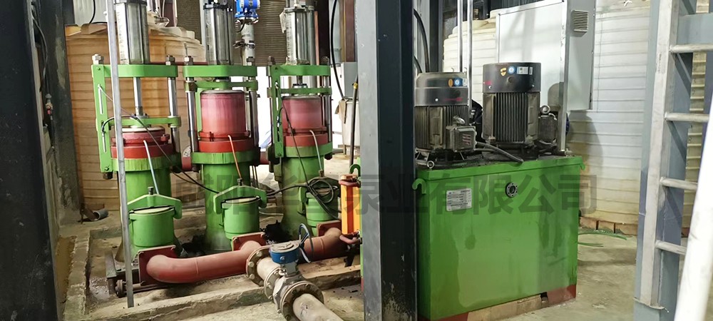 柱塞泥漿泵三缸泵客戶使用現(xiàn)場(chǎng)